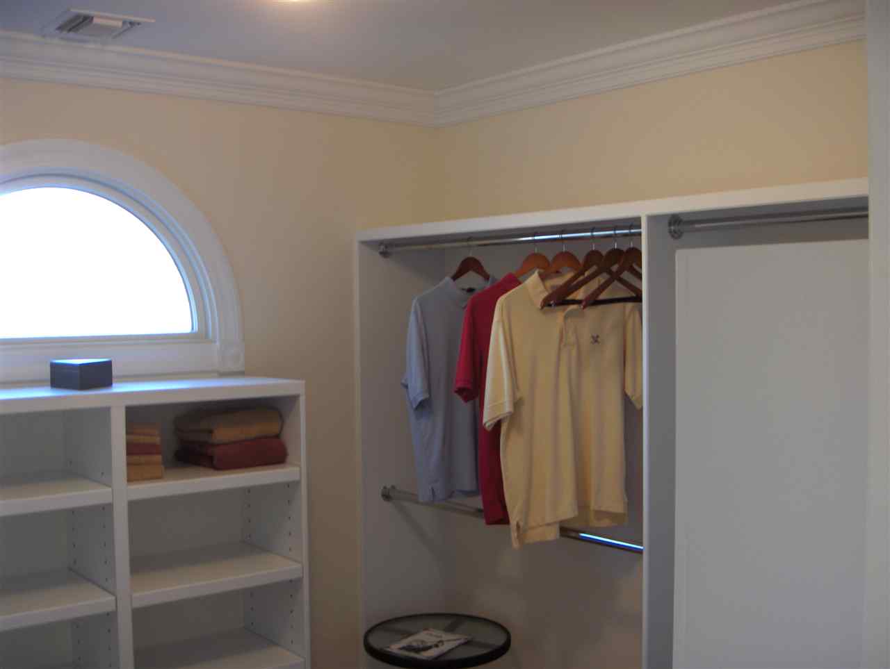 resized-2349823-Master Walk In.JPG